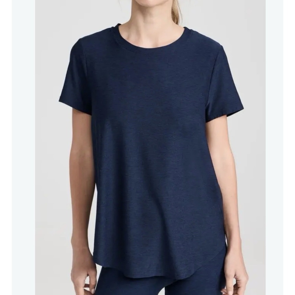 Beyond Yoga On The Down Low Featherweight T Shirt, Nocturnal Navy , Medium
